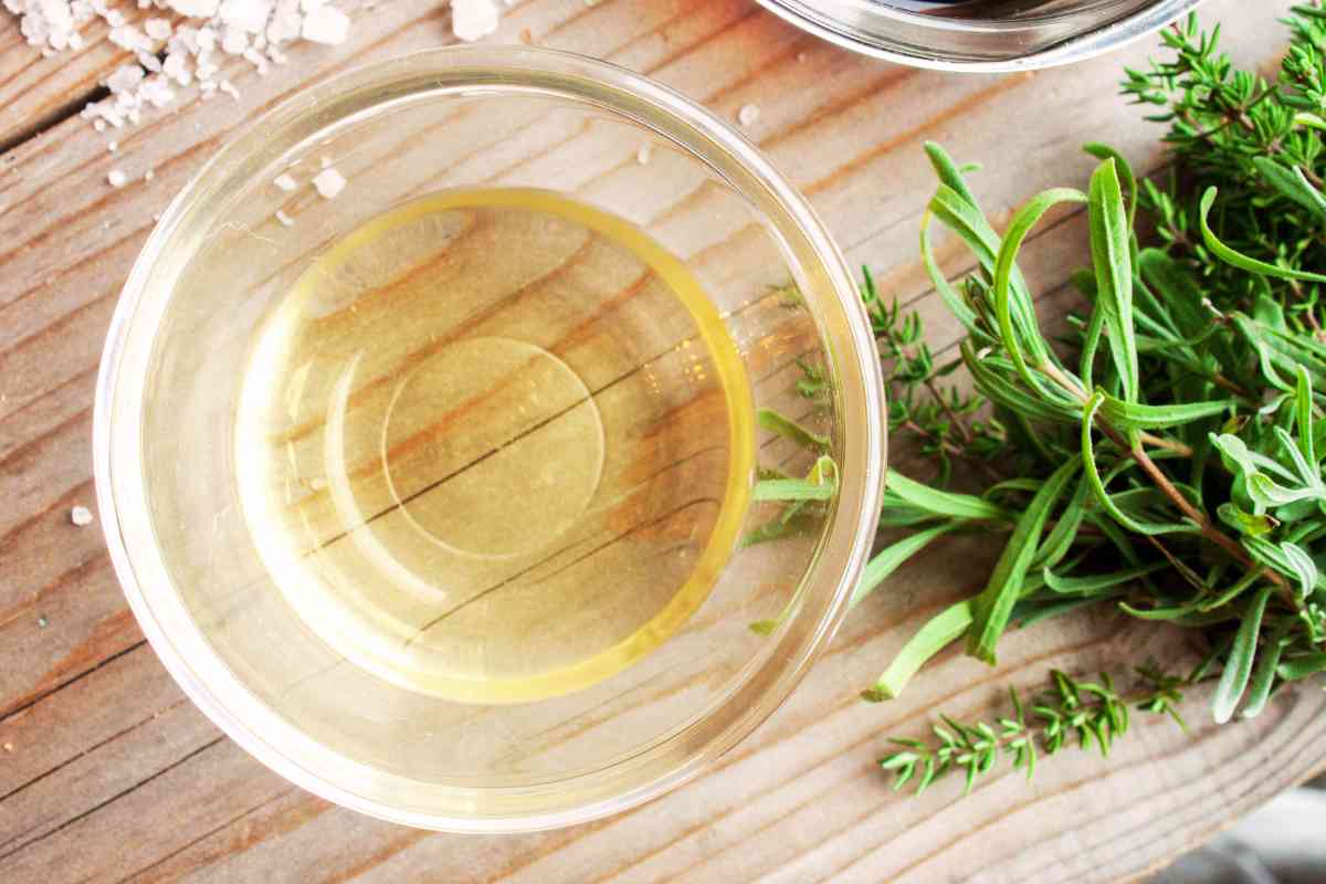 basta un bicchiere di questo ingrediente naturale per una casa brillante