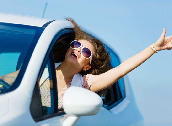 Come rinfrescare l'auto senza usare il climatizzatore?