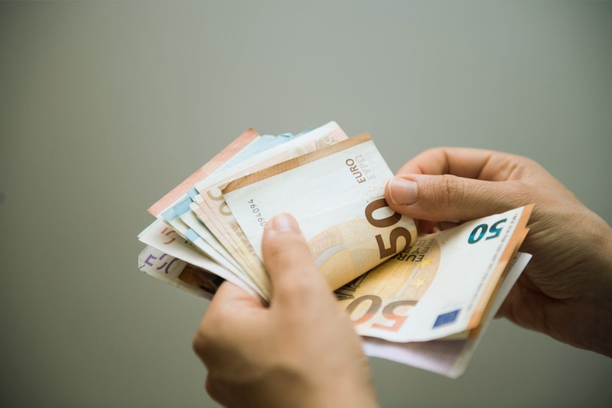 Fino a 2000 euro a fondo perduto, sostegno concreto alle famiglie italiane