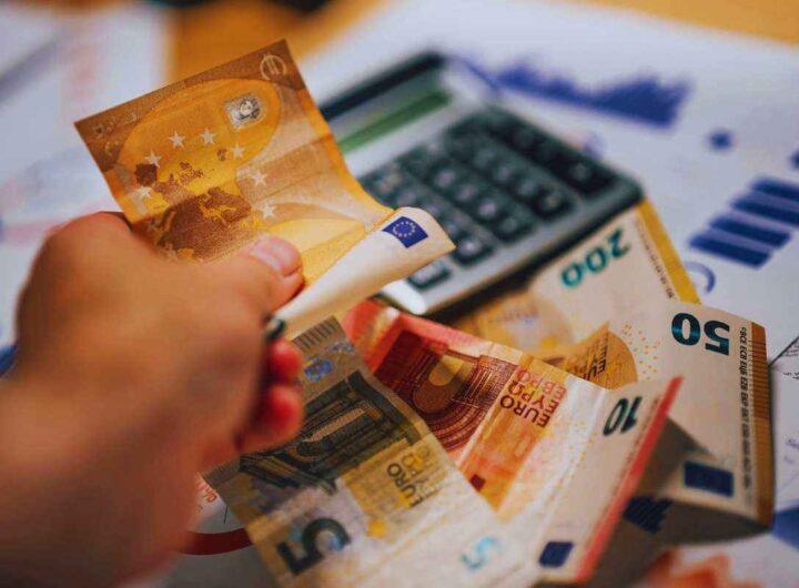 Fino a 2000 euro a fondo perduto, sostegno concreto alle famiglie italiane