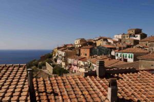 borgo più bello d'Italia: scopri Capoliveri