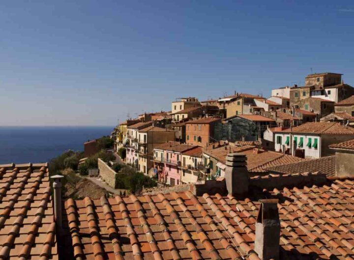 borgo più bello d'Italia: scopri Capoliveri