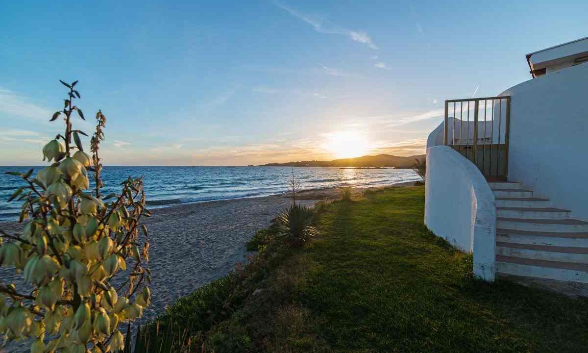 case al mare 1 euro, i comuni che abbracciano l'iniziativa