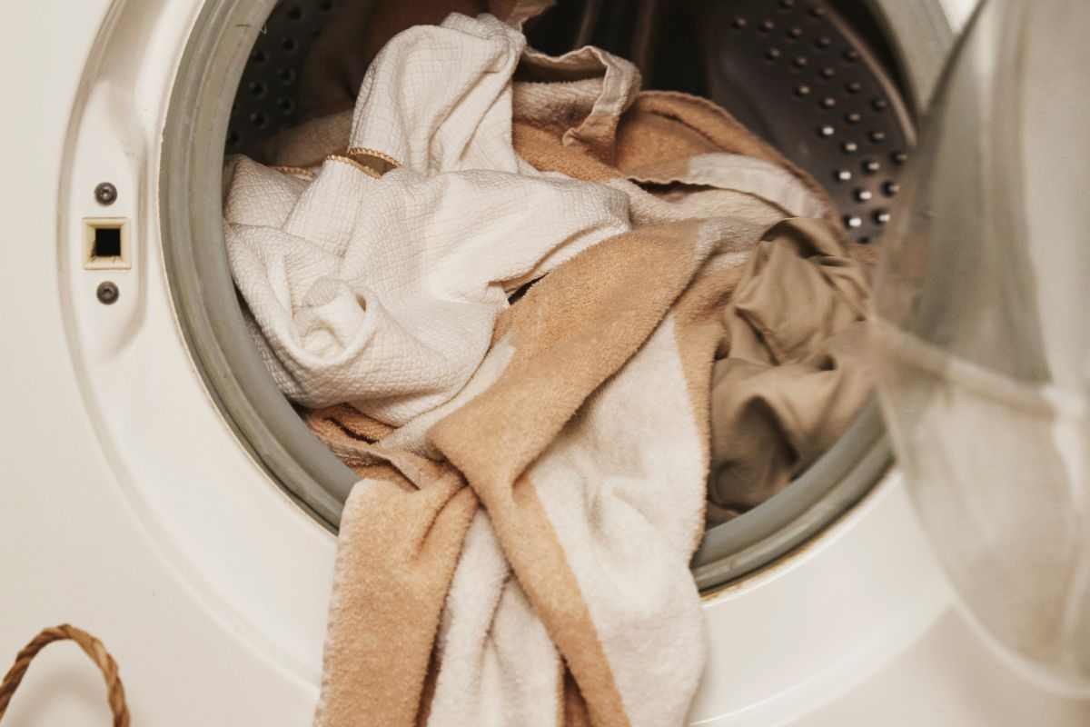 lavatrice, ecco i capi da lavare più spesso